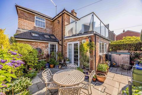 2 bedroom semi-detached house for sale, School Lane, Emsworth