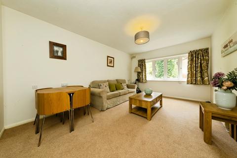 1 bedroom apartment for sale, Gable Lodge, West Wickham BR4
