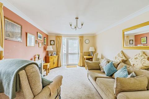 1 bedroom apartment for sale, Ridings Court, Reigate RH2