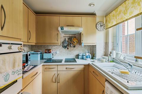 1 bedroom apartment for sale, Ridings Court, Reigate RH2