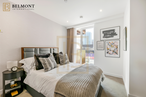 2 bedroom apartment to rent, Fulton Road, London