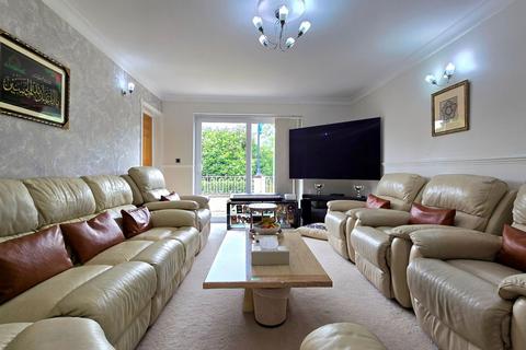 undefined, Hazel Walk, Bradford, BD9