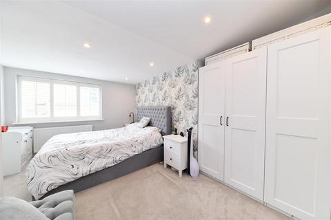 undefined, Bedwell Crescent, Stevenage