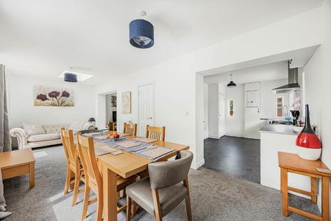44 Cotswold Gardens, Wotton-under-edge, GL12 7HJ
