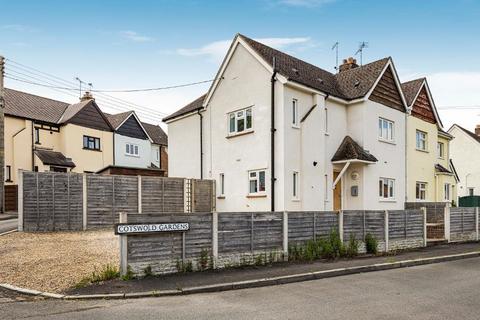 44 Cotswold Gardens, Wotton-under-edge, GL12 7HJ