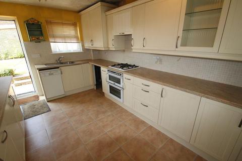 3 bedroom end of terrace house for sale, Bletchley, Milton Keynes MK3