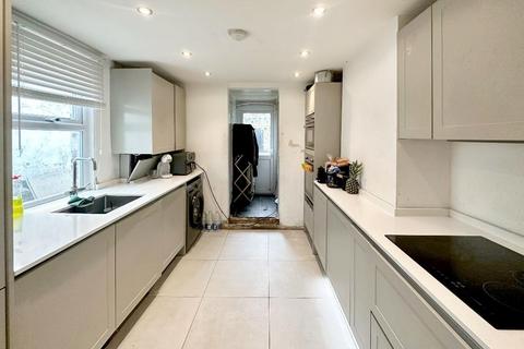239 Godstone Road, Whyteleafe, CR3 0EN