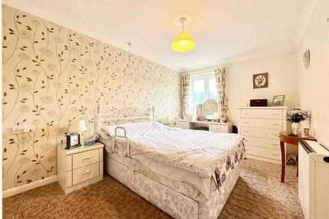 1 bedroom retirement property for sale, Popes Court, Old Bedford Road Area, Luton, Bedfordshire, LU2 7GL