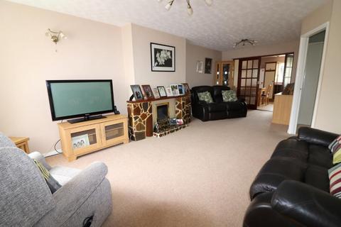 3 bedroom end of terrace house for sale, Luton LU3