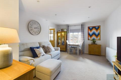 2 bedroom apartment for sale, Wharf Court, Melksham SN12