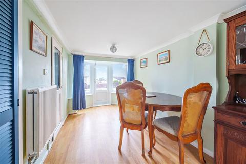 113 Broadmead, Callington, PL17 7DE