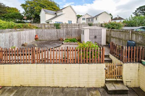 113 Broadmead, Callington, PL17 7DE