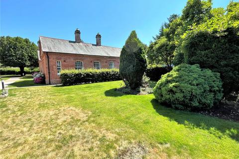 10, Barton Hall Bartons Road, Fordingbridge, SP6 1FH