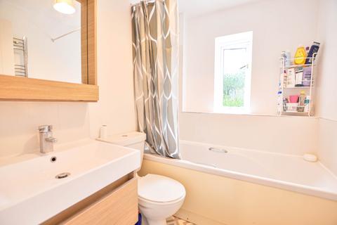 9 Caister Avenue, Worcester, WR4 0QP