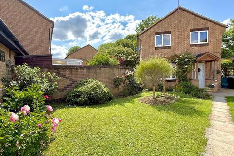 undefined, Upper Stratton, Swindon SN2