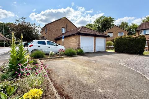 undefined, Upper Stratton, Swindon SN2