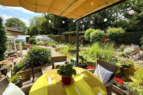 4 bedroom detached house for sale, Upper Stratton, Swindon SN2