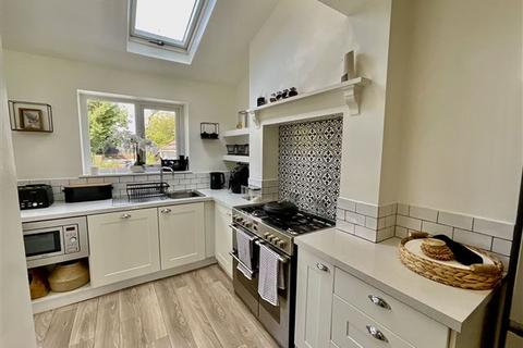 175 Retford Road, Sheffield, S13 9LD