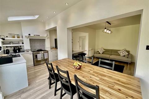 175 Retford Road, Sheffield, S13 9LD