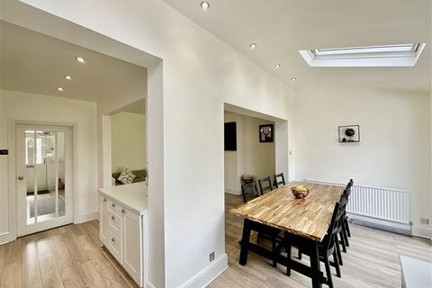 175 Retford Road, Sheffield, S13 9LD