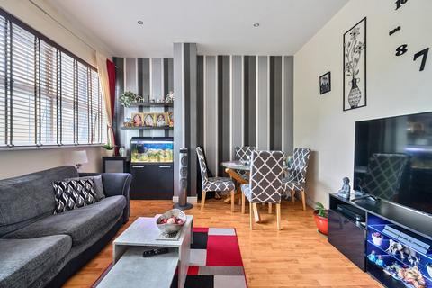 2 bedroom apartment for sale, Anerley Road, London