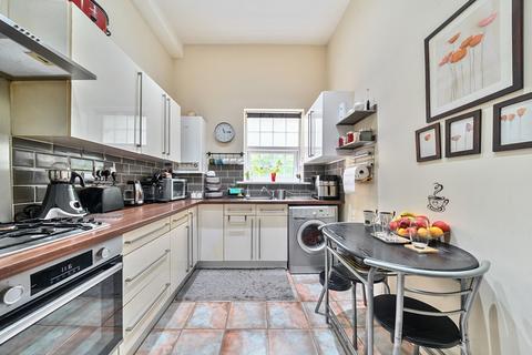 2 bedroom apartment for sale, Anerley Road, London