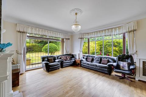undefined, Powys Lane, London, N14