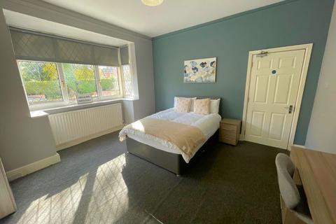 undefined, Room 1