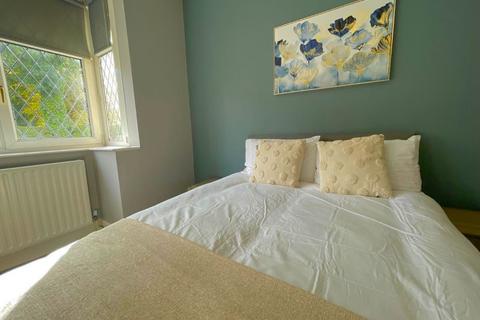 undefined, Room 1