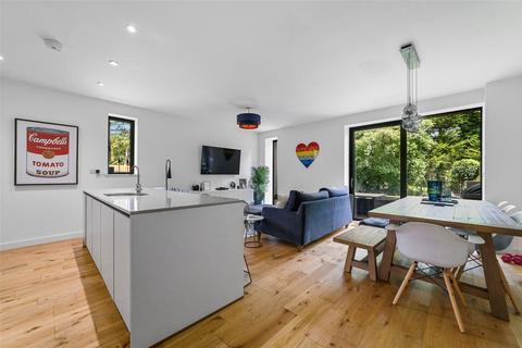 4 bedroom semi-detached house for sale, Hastingwood Park, Harlow, Essex, CM17