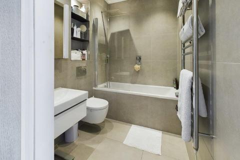 1 bedroom apartment for sale, Bath Road, Slough, Berkshire, SL1