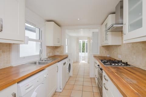 28 Goodenough Road, London, SW19 3QW