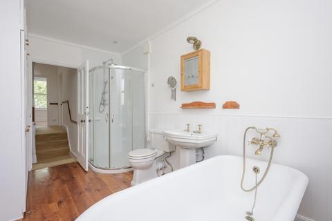 28 Goodenough Road, London, SW19 3QW
