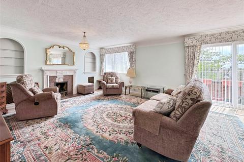 3 bedroom flat for sale, Crook Log, Bexleyheath DA6