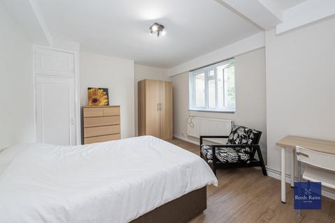 Flat 1, Vaughan House Nelson Square, London, SE1 0PY