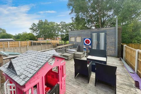 3 bedroom semi-detached house for sale, Marlborough Avenue, Wigan WN3