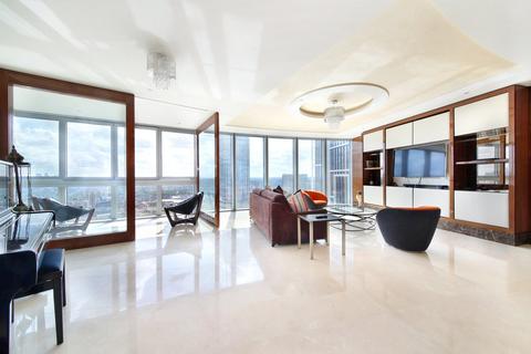 3 bedroom flat for sale, The Tower, London SW8