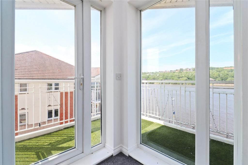 Lounge Balcony