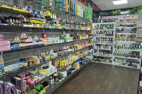 Retail property (high street) for sale, 4 Nottingham St Melton Mowbray LE13 1NW
