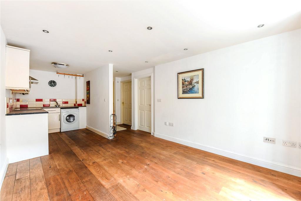 Kitchen/Living Room