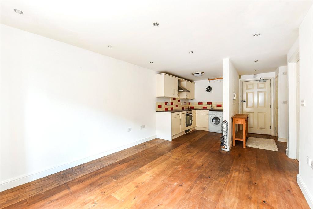 Kitchen/Living Room