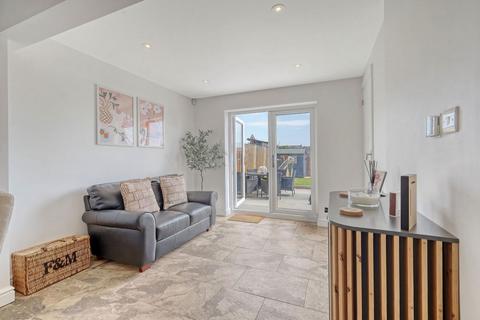 38 Froden Brook, Billericay, CM11 2TW