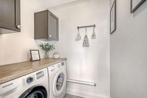 38 Froden Brook, Billericay, CM11 2TW