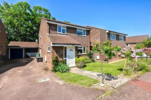 Downside Close, Eastbourne