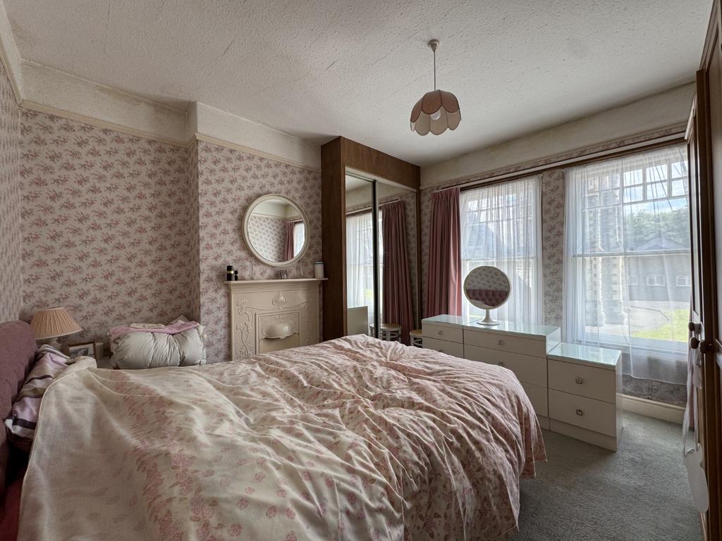 Front Double Bedroom 2