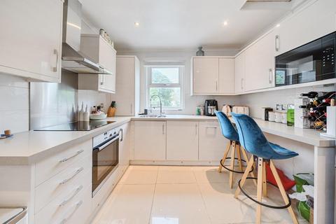 24b Felday Road, London, SE13 7HJ