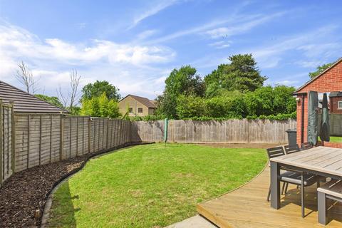 1 New Dawn View, Gloucester, GL1 5PJ