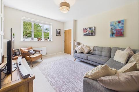1 New Dawn View, Gloucester, GL1 5PJ