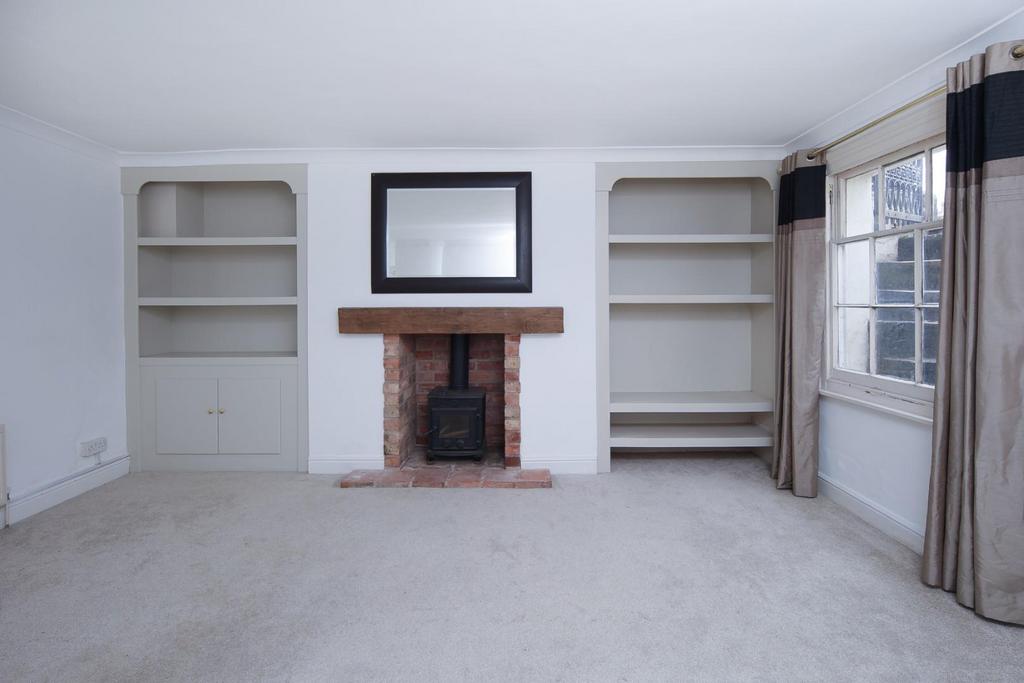 Flat 1 at 10-12 Portland Place CV32-6.jpg