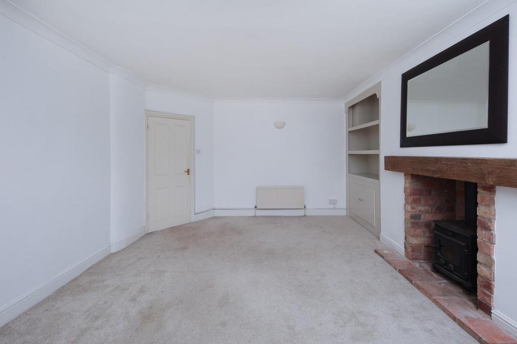 Flat 1 at 10-12 Portland Place CV32-7.jpg